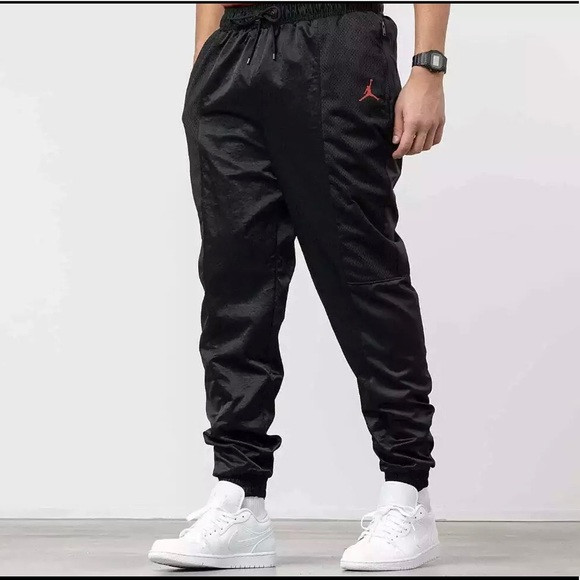 nike jordan jogging pants